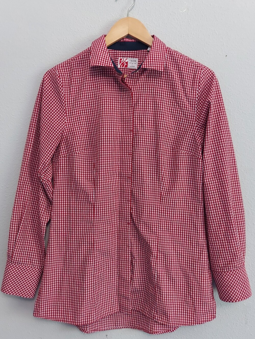 Chick Fil A Red Gingham Team Style Button Up Shirt Women Small Like New